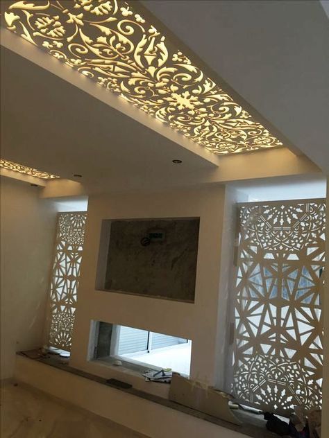 Find Contemporary CNC False Ceiling Design Ideas For Home Decor Rustic Stairs, False Ceiling Bedroom, Living Room Wood Floor, False Ceiling Living Room, Ceiling Design Living Room, Light Wood Floors, Ceiling Design Bedroom, Diy Stairs, Lan Can