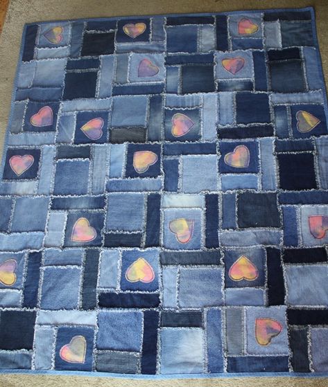 Denim Patchwork Heart Rag Quilt Made From Upcycled Jeans , Denim Picnic or Utility Blanket or Quilt - Etsy Canada Denim Quilts Old Jeans, Denim Quilt Ideas, Levi Quilt, Jean Quilt Ideas, Jeans Quilt, Jean Quilts, Denim Rag Quilt, Denim Quilt Patterns, Denim Quilts