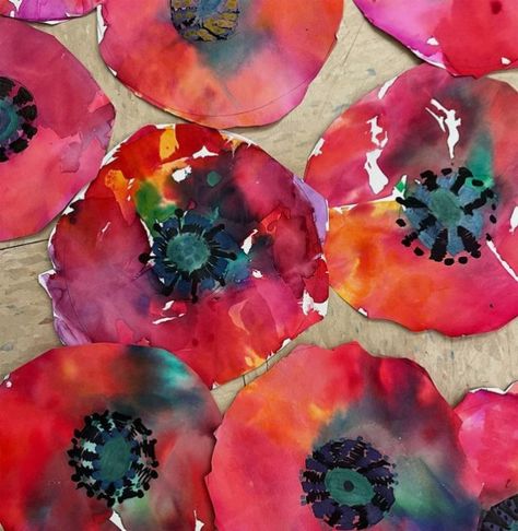 Veterans Day For Kids, Georgia O'keefe Art, Remembrance Day Activities, Remembrance Day Art, Poppy Craft, Remembrance Day Poppy, Summer Art Projects, Patriotic Art, 3rd Grade Art