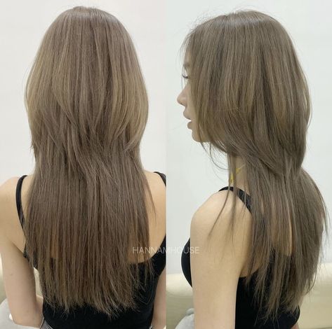 Jelly Fish Haircut Long Korean, Shaggy Layered Haircuts Long Straight, Jelly Fish Haircut Long Hair, Hershey Haircut Long, Jellyfish Haircut Long Straight, Layered Hime Haircut Long, Octupuscut Hair Long, Hush Cut Long Hair Straight, Hush Cut Unstyled