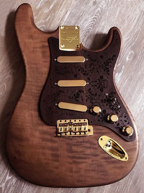 Custom Acoustic Guitars, Strat Guitar, Custom Fender, Electric Guitar Design, Fender Strat, Stratocaster Guitar, Guitar Obsession, Guitar Finishing, Custom Electric Guitars