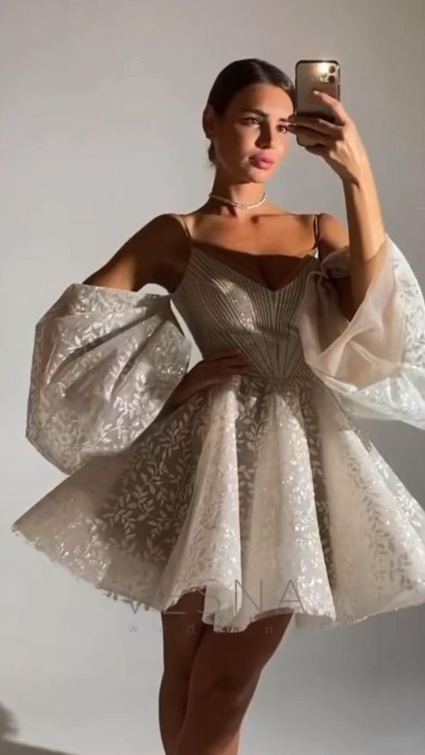 Girl Prom Dress, Glow Dress, Prom Dress Short, Girl Prom, Dorothy Dandridge, Prom Girl Dresses, Ball Gowns Evening, Pretty Prom Dresses, فستان سهرة