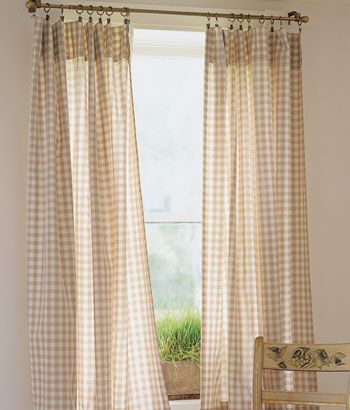 Rod Pocket Curtains Diy, Gingham Curtains Bedroom, Cottage Core Curtains, Vintage Curtains Living Room, Country House Curtains, Checked Curtains, Small Bathroom Window, Gingham Curtains, Country Style Curtains