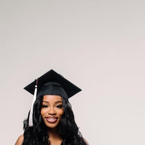 ✨ Avona Randolph✨ on Instagram: "ii: Almost outta here but first,  If you never told me about the EEP I would have never found myself at Mississippi State University. If you never instilled in me what strength, elegance and grace looked liked I would have lost myself. If you never encouraged me to do my best, I wouldn’t be graduating with a 3.98 GPA.   Thank you for being my Angel always, I love you forever mama.   If you ever wondered, I got this ish from “Tina”, THE Dr. Athena Renee Randolph 🫶🏾" Studio Graduation Pictures Photo Ideas, Habesha Graduation, Graduate Invitations, Studio Graduation Pictures, College Grad Pictures, High School Graduation Pictures, Graduation Shoot, College Graduation Photoshoot, College Graduation Pictures Poses