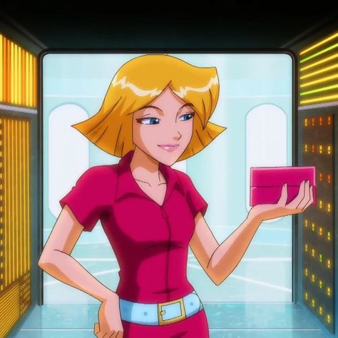 TS the movie // I put the link here for you to watch // check out my board for more! Totally Spies Clover, Clover Totally Spies, Spy Outfit, Spy Girl, Forever My Girl, Anime Expo, Totally Spies, Rei Ayanami, Cartoon Icons