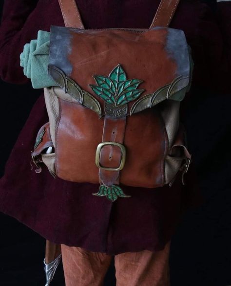 Fantasy Messenger Bag, Hobbit Backpack, Fantasy Bags, Medieval Backpack, Fantasy Backpack, Leather Side Bag, Leather Book Bag, Hobbit Costume, Medieval Boots