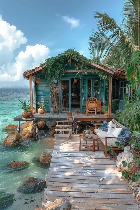 Tiny House Life Tiny Home Beach House, Tiny House Beach Cottage, Tiny House Beach, Tiny House Hawaii, Hawaii Tiny House, Hawaii Houses On The Beach, Greek Holiday, Game House, Tiny Beach House