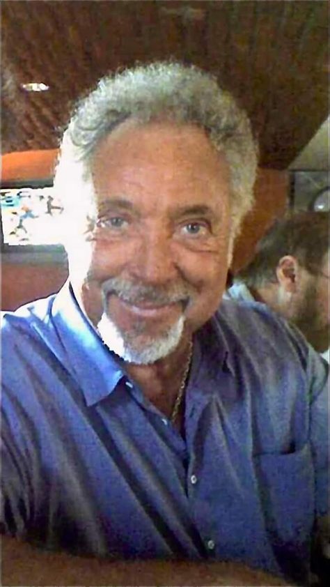 Tom Jones Selfie, Tom Jones Singer, Kim Joon Hyun, Keith Sweat, Sir Tom Jones, Song Kang Ho, Sir Paul, Tom Jones, Cha Eun Woo Astro