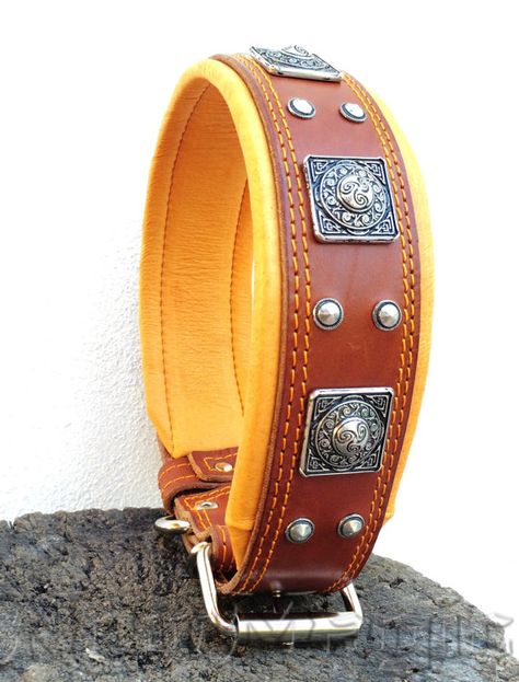 Handmade Leather Dog Collar, Studded Dog Collar, Dog Collar With Name, Custom Dog Collars, Leather Dog Collar, Dog Items, Large Dog Breeds, Dog Collars & Leashes, Leather Cushion