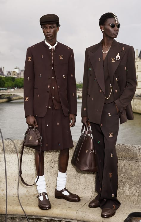 Louis Vuitton Outfit, Ss 2024, High Fashion Men, Classy Suits, Mens Casual Dress Outfits, Lv Men, Fashion Inspiration Design, Moda Vintage, Louis Vuitton Men