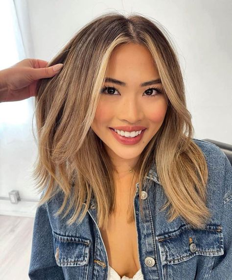 60+ Modern Asian Hairstyles for Women Blond Balayage On Asian Hair, Asian Blonde Highlights Short, Cool Blonde Asian Hair, Blonde Asian Makeup, Medium Hair Balayage Asian, Asian Dyed Hair Blonde, Asian Hair Color Blonde, Best Asian Hair Color, Filipino Colored Hair