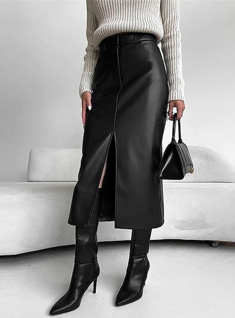 Leather Skirt Long Outfit, Faux Leather Midi Skirt Outfits, Black Leather Maxi Skirt Outfit, Long Leather Skirt Outfit Winter, Black Leather Midi Skirt Outfit, Leather Long Skirt Outfit, Leather Maxi Skirt Outfit, Long Black Leather Skirt, Leather Midi Skirt Outfit