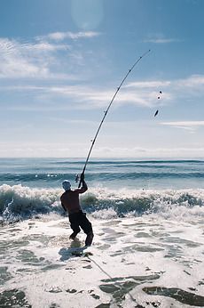 Surf Fishing Tips, Fishing Images, Kayak Fishing Diy, Salt Water Fishing, Fishing Photography, Ocean Surf, Sailboat Painting, Surf Fishing, Fishing Diy