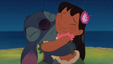 Lilo and Stitch Lilo Ve Stitch, Lilo And Stitch 2002, Stitch Tumbler, Lilo Y Stitch, Stitch And Angel, Lilo Stitch, Disney Lilo, Disney And Dreamworks, Stitch Disney