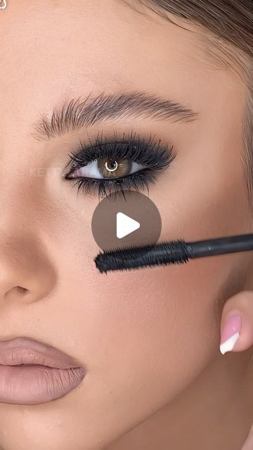 Black Eye Makeup Blonde Hair, Dark Smokey Eye Makeup Winged Liner, Eye Makeup How To Step By Step, Diy Smoky Eyes, Cool Brown Smokey Eye, Smokey Eyeliner Makeup Look, Night Time Eye Makeup, Makeup For Black Dress Formal Eye Shadow, How To Do Smoky Eyeshadow