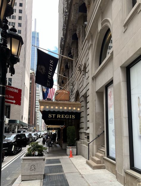 St Regis Nyc, The Carlyle Hotel New York, The Carlyle Hotel, Tina Turner Musical, Carlyle Hotel, Polo Bar, St Regis Hotel, Spicy Drinks, The Carlyle