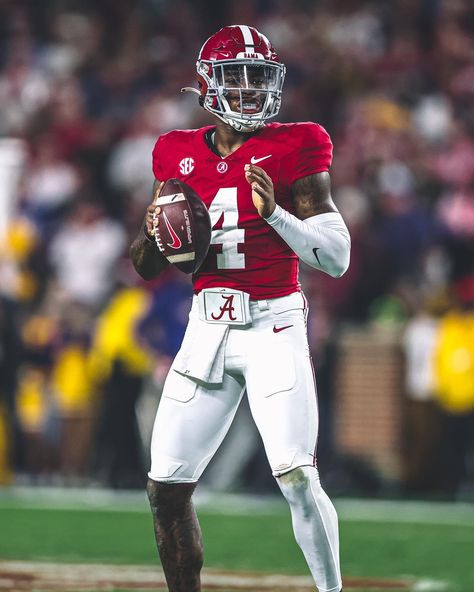 Jalen Milroe Wallpaper, Qb Drip Football, Alabama Football Wallpapers, Qb Drip, College Football Wallpaper, Jalen Milroe, Alabama Crimson Tide Football Wallpaper, Alabama Wallpaper, Cool Football Pictures