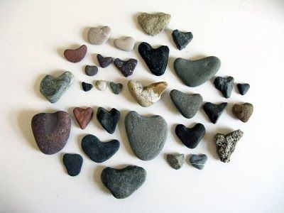 Things Shaped Like Hearts, Hearts Found In Random Places, How To Display Heart Shaped Rocks, Heart Shaped Things, Heart Turning To Stone, Heart Shaped Rocks Display, Collecting Rocks, Dani California, Rocks Collection