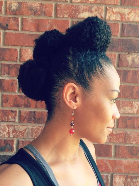 , Three Buns Hairstyle, Bun Hawk, Natural Updo, Hair Updos Tutorials, Protective Hair, Knot Bun, Feed In Braids Hairstyles, Wash N Go, Messy Updo