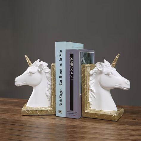 Book Rest, Unicorn Books, Horse Bookends, Decorative Bookends, Winged Horse, Unicorn Horse, Nordic Lights, Resin Uses, Book Ends