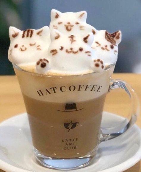 Coffee Latte Art, Kawaii Cooking, Cute Baking, Think Food, Kawaii Food, Cute Desserts, Latte Art, Cafe Food, Sweet Snacks