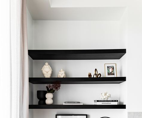 A striking family home that balances practicality with panache Monochrome Living, Monochrome Living Room, Built In Shelves Living Room, Shelf Decor Living Room, Black Living Room, Room Shelves, Living Room Shelves, Living Room Decor Modern, Living Room Decor Apartment