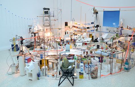 Sarah Sze Sarah Sze, Modern And Contemporary Art, Artistic Installation, Venice Biennale, Sculpture Installation, Pop Up Store, Museum Of Modern Art, Art Google, Architecture Model