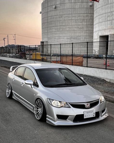 Toyota Vios Modified, Crz Honda, 2009 Honda Civic, Honda Civic 2009, Honda Civic Fd, Bedroom Layout Design, Civic Fd, Fastest Car, Honda Civic Car