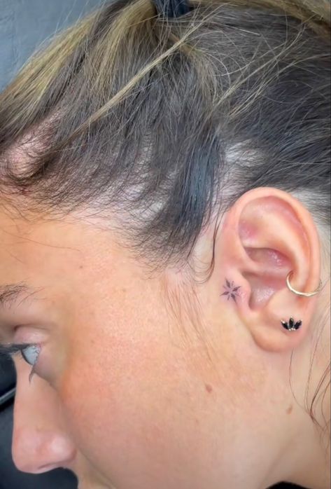 Tragus Tattoo, Worst Tattoos, Handpoke Tattoo, Tasteful Tattoos, Red Ink Tattoos, Dainty Tattoos, Elegant Tattoos, Art Tattoos, Dope Tattoos