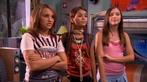 Zoey 101 Outfits, Alexa Nikolas, Lynn Spears, Zoey 101, Dance Moms Dancers, Jamie Lynn Spears, Vintage Nostalgia, 90s Memories, Jamie Lynn