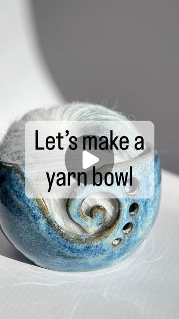 Thrown Pottery Ideas, Yarn Bowls Diy, Clay Yarn Bowl, Yarn Bowl Craft, Yarn Bowls Pottery, Ceramic Yarn Bowl, Knitting Bowl, Yarn Bowls, Farmhouse Pottery