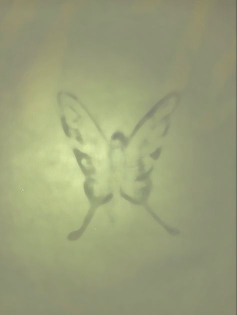 Y2k Fairy Wallpaper, Blurry Butterfly, Fairy Concept, Fairy Aesthetic Wallpaper, Pixie Hallow, Fairycore Wallpaper, Fairy Background, Fairy Drawings, Border Templates