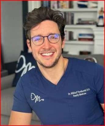 Dr Mike Varshavski Girlfriend, Dr Mike Varshavski, Mike Varshavski, Doctor Of Osteopathic Medicine, Doctor Mike, Dr Mike, 12 November, Entertainment Video, The Perfect Guy