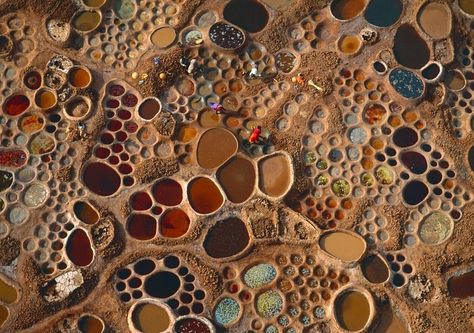 salt-works-teguidda-n-tessoumt-1 Salt Pool, Salt Ponds, Jean Michel Basquiat, Saltwater Pool, Patterns In Nature, Color Textures, Color Of Life, Food Design, Aerial View