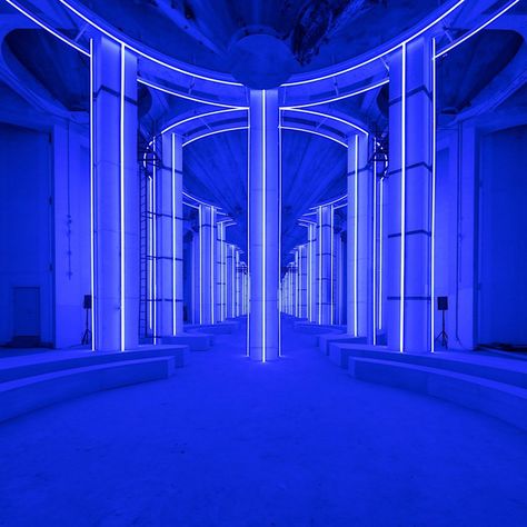 Prada 2020, Prada Menswear, Grain Silo, Lighting Installation, London Design, Light Installation, Stage Design, Design Museum, Blue Aesthetic