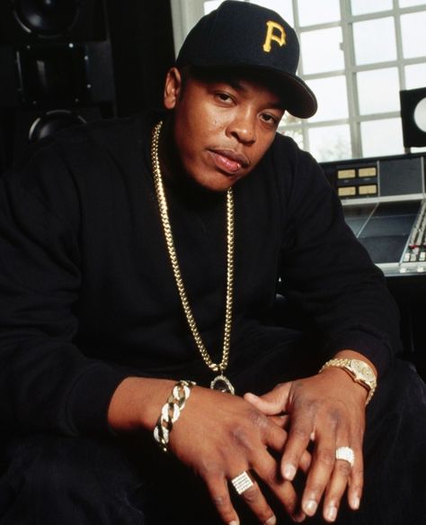 Dr. Dre 90 Hip Hop, Hip Hop Images, Hip Hop Aesthetic, 90s Rappers, Gangster Rap, Hip Hop Classics, 90s Rap, Real Hip Hop, Gangsta Rap