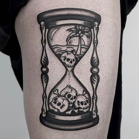 Sand Clock Tattoo, Traditional Nautical Tattoo, Grandfather Clock Tattoo, Black Flash Tattoos, Sailor Jerry Tattoo Flash, Jerry Tattoo, Old School Tattoos, Traditional Black Tattoo, Art Inspired Tattoos