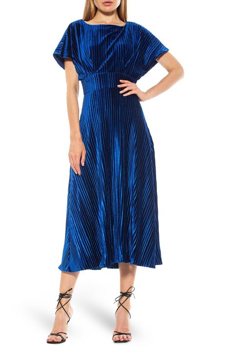 Shop Alexia Admor Pleated Boatneck Velvet Midi Dress In Lapis from 400+ stores, starting at $80. Similar ones also available. On SALE now! A pleat Fall Baby Photos, Alexia Admor, Velvet Midi Dress, Midi Length Dress, Dolman Sleeve, Midi Length, Off Shoulder Dress, Wrap Dress, Short Sleeve Dresses