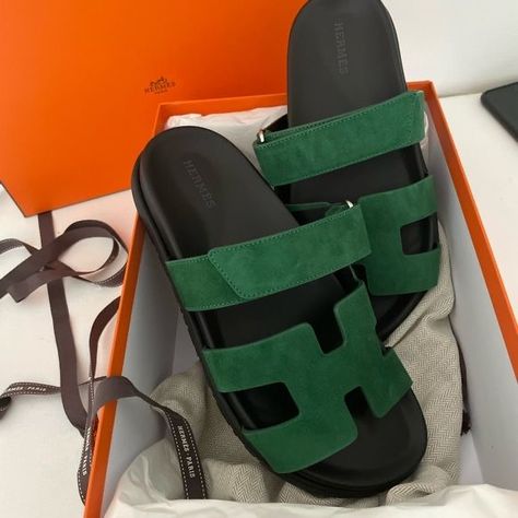 Green Hermes Sandals, Hermes Sandal, Hermes Slides, Hermes Oran Sandals, Sandals Outfit, Hermes Shoes, Green Outfit, Dream Shoes, Hermes Birkin