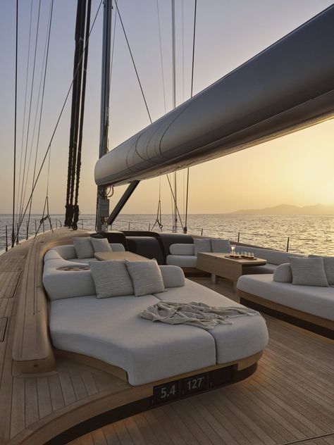 Zemi — Andreas Martin-Löf Arkitekter Yacht Aesthetic, Whats Wallpaper, Yacht Life, Luxury Lifestyle Dreams, On A Boat, Yacht Design, Future Lifestyle, Rich Life, Dream Lifestyle