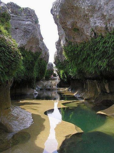 The Narrows,Upper south side of Lake Travis near the community of Spicewoodb. This pin - http://www.pinterest.com/pin/103723597640201089/ - has directions to get there. The Narrows, Lake Travis, Halong Bay, Texas Travel, Texas Hill Country, Hill Country, Pretty Places, Most Beautiful Places, Cancun