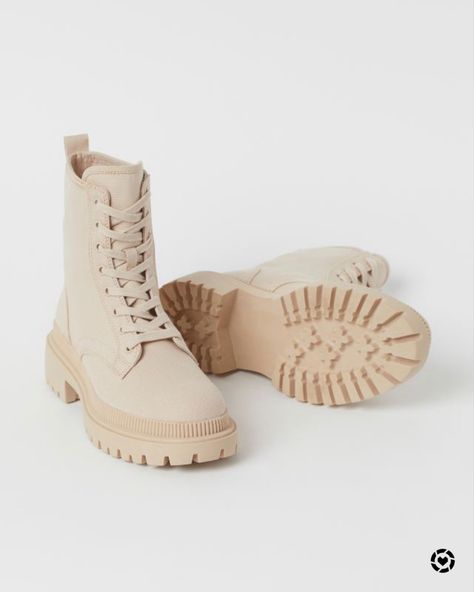 Beige combat style boots for spring Thick Sole Boots, Chunky Black Boots, Beige Ankle Boots, H&m Boots, Cute Ankle Boots, Black Leather Chelsea Boots, Combat Style, Buckle Booties, H&m Shoes