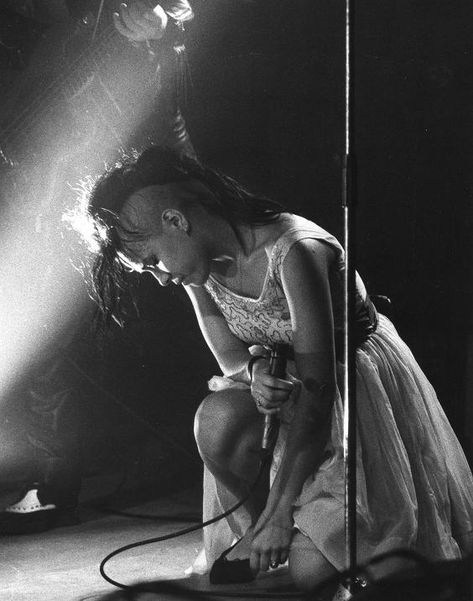 Annabella Lwin of Bow Wow Wow at Coasters, Edinburgh, November 15 1982 ... Follow – > http://www.songssmiths.wordpress.com Like -> http://www.facebook.com/songssmithssongssmiths Annabella Lwin, 1980s Music, Women Of Rock, Female Musicians, Bow Wow, I'm With The Band, New Romantics, 80s Music, Club Kids