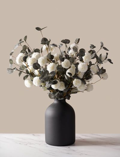 Pampas Kiku Flower, Eucalyptus Stems, Faux Hydrangea, Hydrangea Bouquet, Flower Bunch, Green Eucalyptus, Faux Floral Arrangement, Faux Flower Arrangements, Table Centrepiece