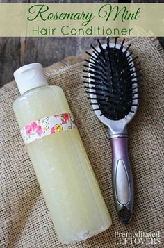 Rosemary Conditioner Diy, Diy Conditioner For Oily Hair, Diy Natural Hair Conditioner, Homemade Conditioner For Curly Hair, Home Made Conditioner For Hair, Diy Hair Conditioner Recipes, Homemade Hair Conditioner Recipes, How To Make Conditioner, Rosemary Conditioner