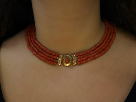 Corals Indian Jewellery, Coral Bead Necklace, Coral Choker Necklace, Small Coral Beads Jewellery, Coral And Pearl Beads Jewellery, Coral Chain Designs, Coral Chains Gold Indian, Havala Jewellery, Corals And Pearls Jewellery