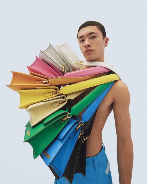 JACQUEMUS | ALERT!!! SIZE GOT BIGGER ! introducing our new bag, our new size! Jacquemus.com 🌈 | Instagram Devi Photoshoot, Bag Photoshoot, Jacquemus Bags, Photography Moodboard, Shooting Studio, Photo Challenges, Side Photo, Envelope Handbag, Jacquemus Bag