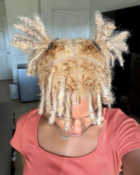 Bleached Locs, Blonde Locs, Colored Locs, Dyed Hair Inspiration, Loc Journey, Oc Inspo, Locs, Dyed Hair, Natural Hair