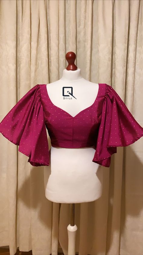 Frilled Sleeves Blouse, Blouse Designs Frill Sleeve, Frill Sleeves For Blouse, Frill Sleeves Blouses For Lehenga, Blouse Frill Design, Frill Blouse Designs For Lehenga, Frill Sleeves Blouses For Saree, Blouse Long Sleeves Design, Frill Blouse Designs Latest