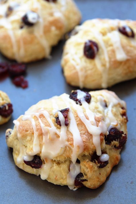 Crumbly but moist cream scones flavored with Meyer lemons and cranberries for a sweet and tart breakfast or afternoon treat. Cranberry Lemon Scones, Tart Breakfast, Cranberry Scones Recipe, Christmas Scones, Sour Cream Scones, Lemon Biscotti, Lemon Cranberry, Whiskey Sour Recipe, Baking With Coconut Oil